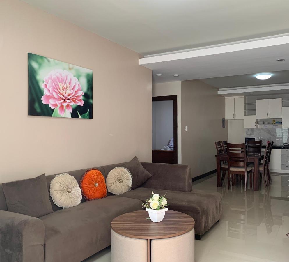 Sajo Plaza & Residences Iloilo City Eksteriør billede